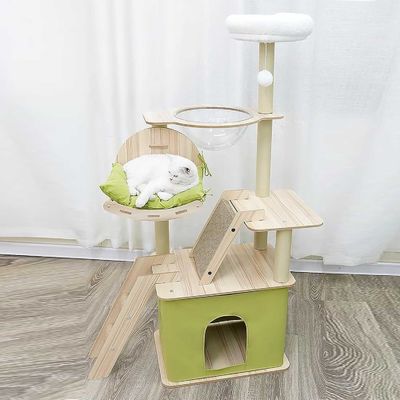 Mehrstöckige Katzenwohnung mit Sisal-Kratzpfosten und langlebiger Holzkonstruktion