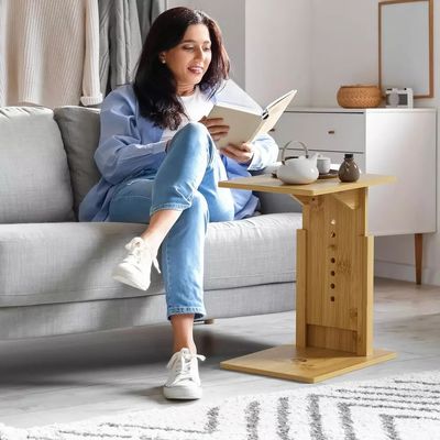 Verstellbarer Rechteck Bambus C-förmiger Seitentisch für Holztisch hinter Sofa