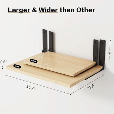 Holzflussregale für moderne Wandbildschirme im stilvollen Wohnzimmer