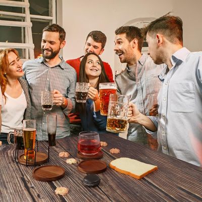 Benutzerdefiniertes Logo Akzeptable Trinkwasserbehälter für Tischmatten Pads Tischdekoration