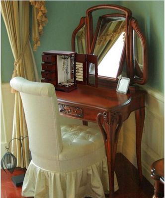 Holzschmuckkasten mit 4 Schubladen für die Aufbewahrung von Ringen und die Organisation von Make-up