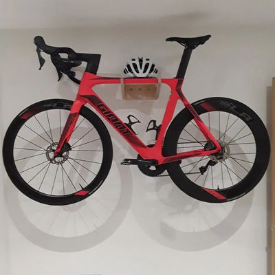 Wohnzimmer Holzfahrrad Wandmontage mit Regal Multifunktionales und intelligentes Speicherdesign