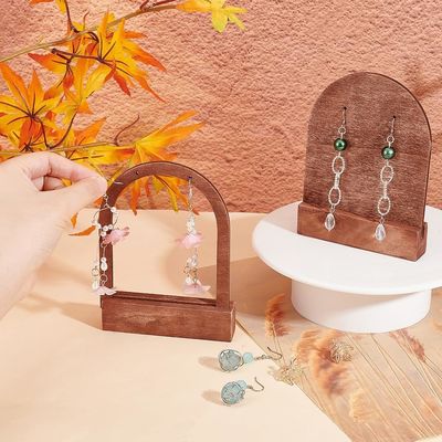 Bestellung auf Wunsch akzeptiert Holzbogenförmiger Ohrring-Display-Stand mit Kokosnussbasis