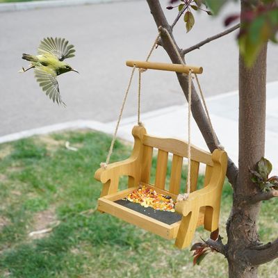 Umweltschonende Schaukelstühle Vogelfütterungen für Außengehängtes Set aus 2 Holzbänken