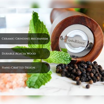 Set von 2 8 " Akazienholz Salz- und Pfefferschleuder-Set mit verstellbarem keramischen Schleifmechanismus