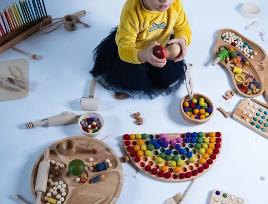 Handgefertigtes Holz Montessori Regenbogen Farb-Lernspielzeug für 2-4 Jahre