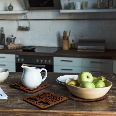Quadratische, runde Baum-Trivet-Halter Luxus-Design-Stil Holz-Wärmebeständige Pads