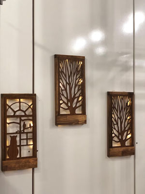 Handgefertigte Holz LED Wanddekoration für Schlafzimmer Quadrat über dem Bett Thema Liebe