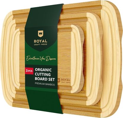 Rechteckige Bambus-Schnittplatte mit Küchenzubehör