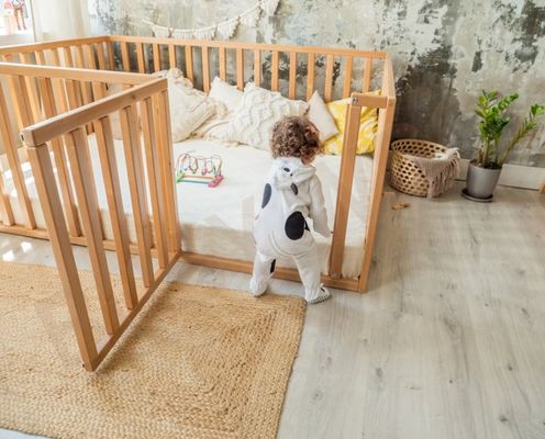 OEM Öko-freundliches Holzbett mit zusätzlichem Schutz Kinderbett Kleinkind Spielbett Massivholzbett