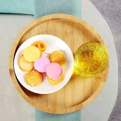 Custom-Natursofa aus Bambus Seitentisch Klapparmbett Klip-On Couch Tray für OEM ODM