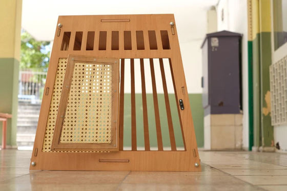 Naturholz Farbe Holz Innenhaus Hund Katzenhaus Kiste mit Tür in Weiß