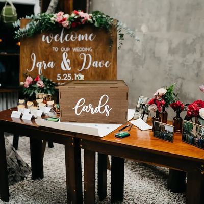 Hochzeitskartenbox für Empfang Braun Holzumschlag Geldbox Druck Lasergrave