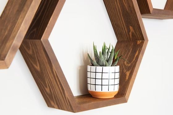 Wooden Hexagon Shelves Die perfekte Mischung aus Funktion und Stil für Ihre Küche
