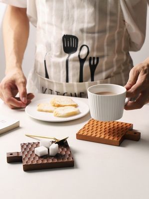 Massivholz Kreative Isolationsmatte für Kirschholz Anti-Brennen Kaffeetasse Halter