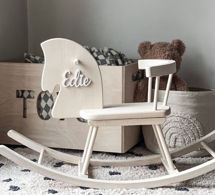 Innenministerium Personalisiertes Holz Schaukelpferd Spielzeug Holzpferd Montessori Schaukelpferd Schaukel