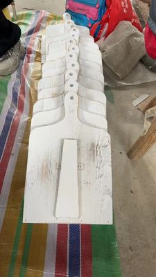 Holz-weißes Kochbuch-Stand für Küchen-Schalter verstellbares Rezeptbuchhalter im rustikalen Stil