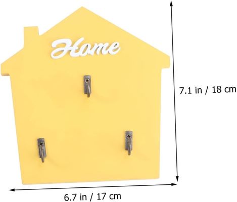 Eintrittsraum Schlammkammer Briefkasten und Schlüsselregal mit Holzspangen in Naturholzfarbe