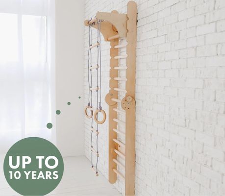 202405 Schwedische Leiter 4in1 Kleinkinder Klettergymnasium mit Dreieckskletter und Kindertisch