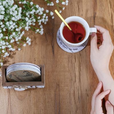 Custom Logo Größe Heimdekoration Holz Herz Coasters für Getränke Artikel Taschenhalter Matte