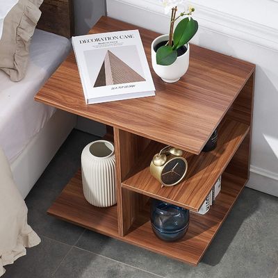 Moderner Nachttisch aus Walnussholz mit Rollrädern und offenem Regal