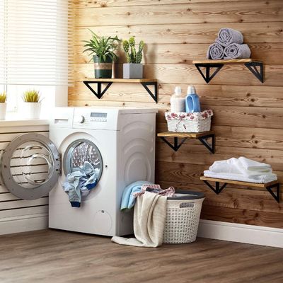 Modernes Design Schwarzmetall Holz Wandregale Schwimmbad Holz Lagerregal für Bad
