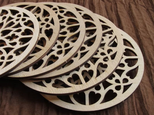 Einzigartige Holz-Rosette-Coasters für Kaffeetasse in Naturbirke und gotischem rustikalem Design