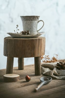 Seidenschirmdruck Rustikale Live-Edge Rückgewinnung Holzstand für Innenhausdekoration