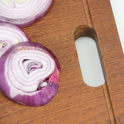 Funktionelle Massivholz-Schnittplatte mit Handgriffe