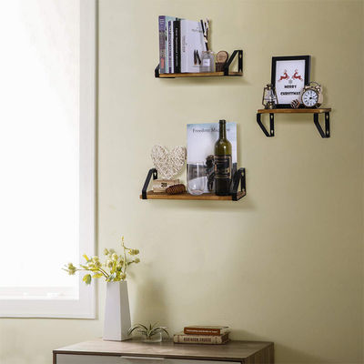 Rustikales Holz-Wandregal für DIY-Buch und kleine Pflanzenorganisation im handgefertigten Design