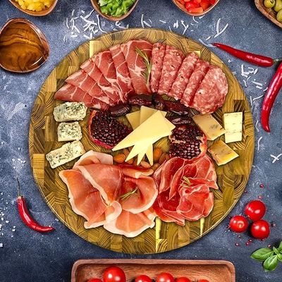 Kundenbetreuung 15 Zoll Holz Schneidbrett mit umweltfreundlichem Design und Saft-Rohr