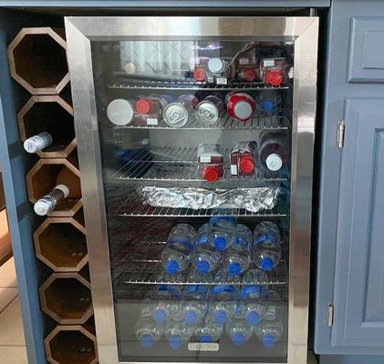 Hochmenge stapelbarer Holzweinhalter für kundenspezifische Tisch-Weinregal