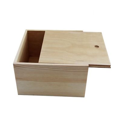 Große Holzkiste mit Deckel in einfacher oder benutzerdefinierter Farbe