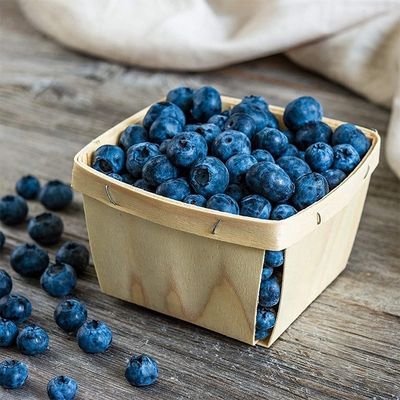 Handgefertigtes Industriegeschenk Handwerk 4x4 Zoll Veneer Holzkiste zum Sammeln von Früchten und Beeren