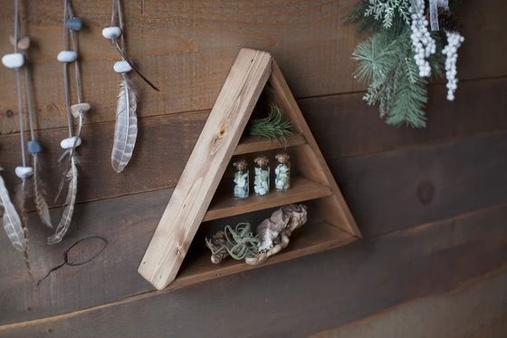 Wohnzimmermöbel Handgefertigt Holz Wandmontiert Schwebendes Dreieck Regal 16&quot;oder18&quot;X3.2&quot; Modernes Design