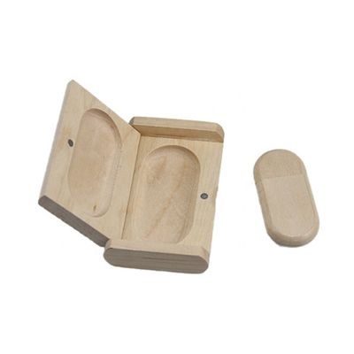 32 GB Holz-USB-Laufwerk Verpackungskiste für USB Ahorn Holz Farbe 8,2 * 5,3 * 2 cm Einfaches Design