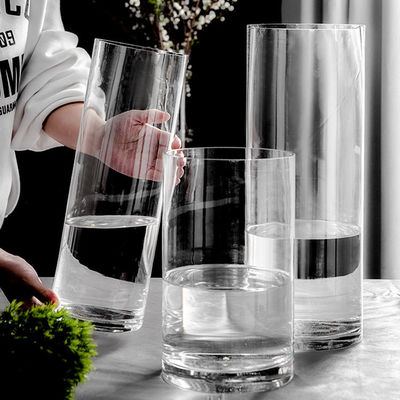 Minimalistische 60 cm hohe Glasvasen Die perfekte Kombination aus Stil und Funktion