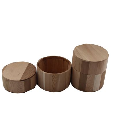 Polierter Griff, benutzerdefiniertes Logo, akzeptabel, Cedar Holz Kerze mit Holzdeckel