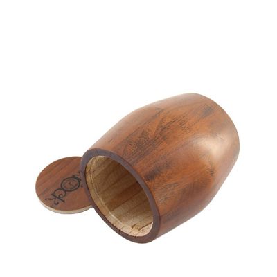 Holzfässer im Volkskunst-Stil zum Großverkauf