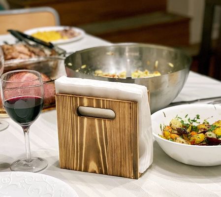 Anpassungsfähiger rustikaler Serviettenhalter für Bauernhausdekoration