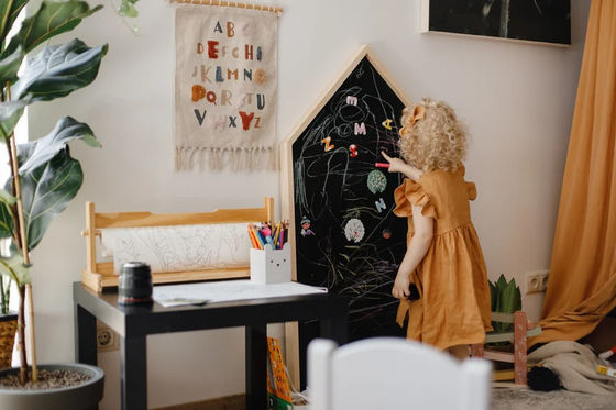 Montessori Ruhezeit Aktivitäten Kleinkind Schreibtischgarten mit Laser-Gravurdruck