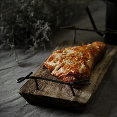 Rustikale Naturholz-Service-Bett mit Metallgriffe OEM ODM akzeptiert