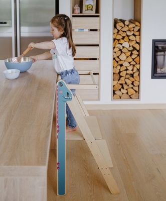Klappbarer Stuhl für das Lernen von Schritten in Standardgröße oder nach Maß Montessori-Möbel Helfer Turm