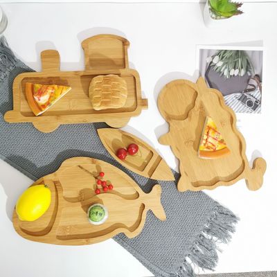 Holz-Saugplatte - der perfekte Weg, Ihrem Baby und Kleinkind feste Nahrung zu geben