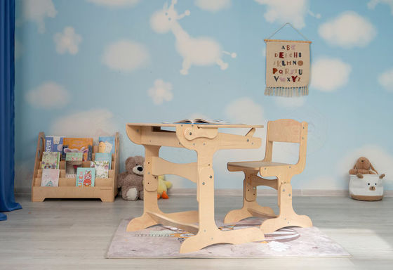 Montessori-Studiemöbel für Kinder