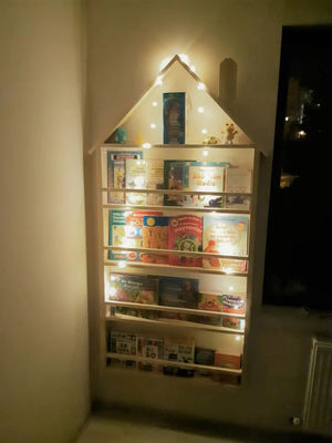 202406 Kinderbuchregal Holzwand Montessori Massivholz Kinderzimmer Wandregal