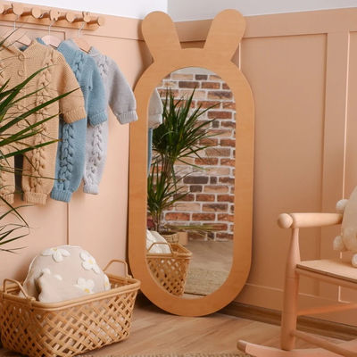 Rustikales Design Holzdekorationsspiegel für Kinder Montessori Wohnzimmer Kleidung