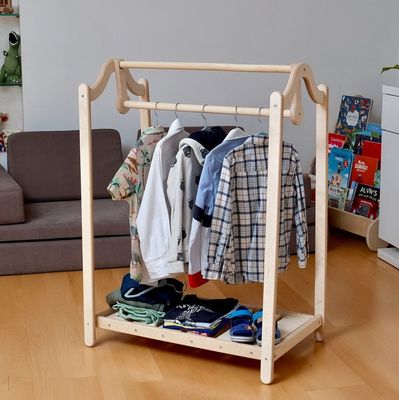 Stilvolle und funktionelle Kleinkind Kleiderschrank Moderne Design-Werkstatt Ankleiden Bahn Schrank