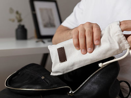 Logo Anpassung Logo Akzeptabel Lackiert Holz Laptop Stand für Schreibtisch