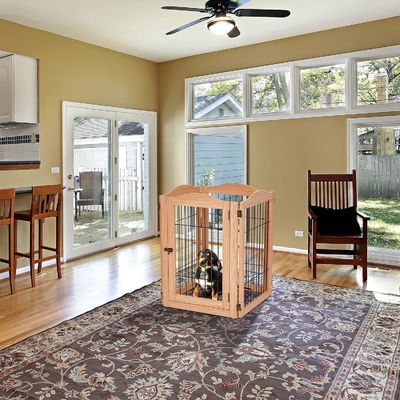 Nachhaltiges Holztor für Hunde mit Walk-Through-Tür